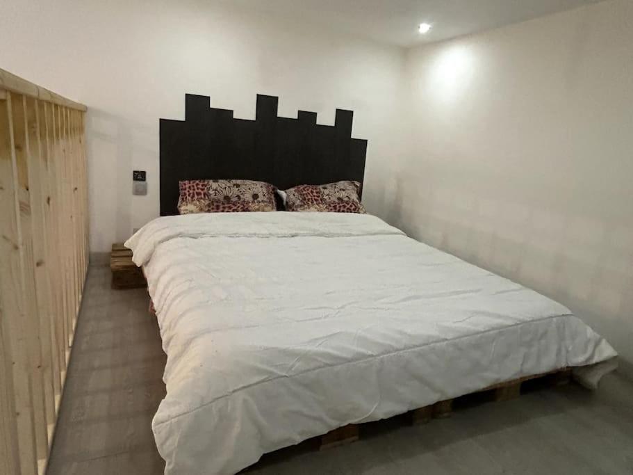 Charmant Studio Avec Mezzanine Nice Dış mekan fotoğraf